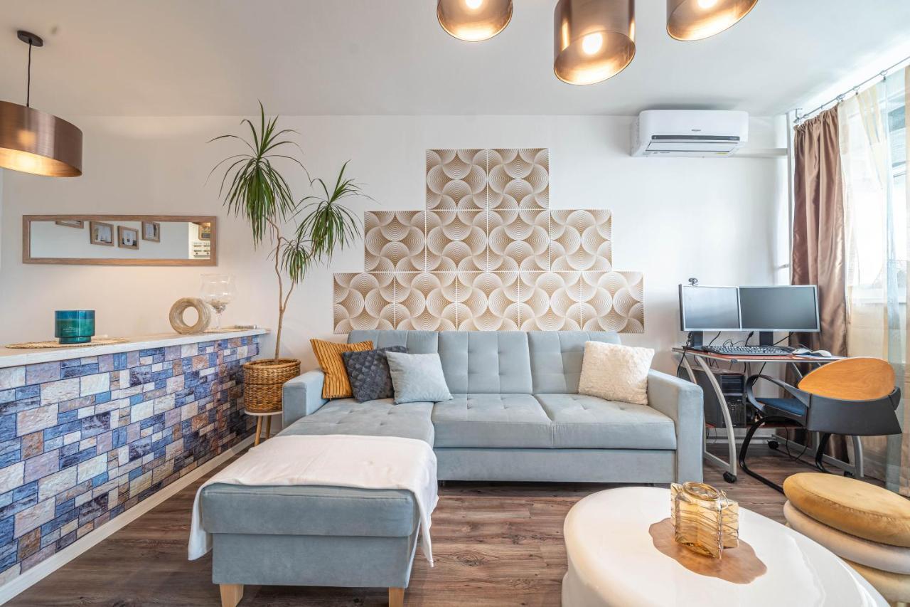 Pastelle Apartment With Own Parking Place Budapeşte Dış mekan fotoğraf