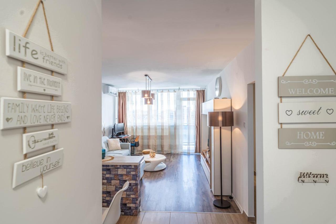 Pastelle Apartment With Own Parking Place Budapeşte Dış mekan fotoğraf