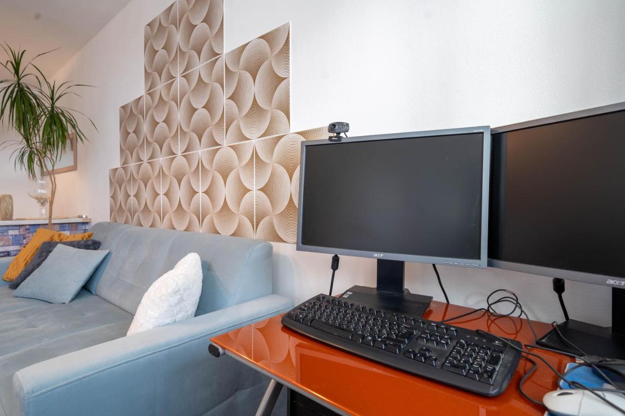 Pastelle Apartment With Own Parking Place Budapeşte Dış mekan fotoğraf