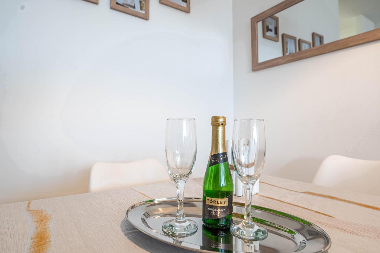 Pastelle Apartment With Own Parking Place Budapeşte Dış mekan fotoğraf